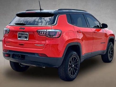 Used 2019 Jeep Compass Trailhawk w/ Cold Weather Group AWD/4WD image 2