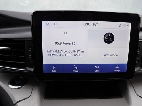 Certified 2023 Ford Explorer XLT w/ Equipment Group 202A image 24