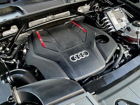 Used 2022 Audi SQ5 Premium Plus image 31