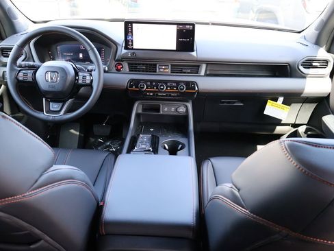 New 2026 Honda Pilot TrailSport image 14