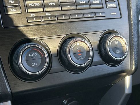 Used 2014 Subaru Forester 2.5i Limited w/ Popular Package #2 image 25