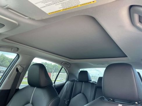 Used 2022 Toyota Camry XSE w/ Navigation Package FWD image 16