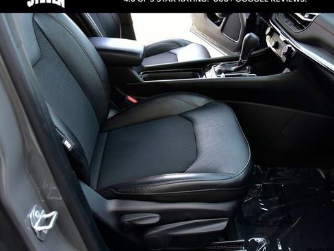 Used 2023 Jeep Compass Trailhawk w/ Trailhawk Convenience Group image 12