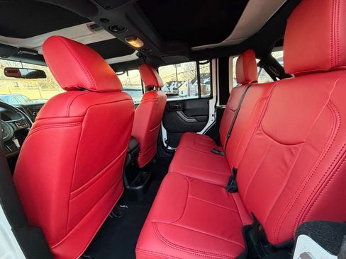 Used 2017 Jeep Wrangler Unlimited Sport w/ Quick Order Package 24S image 13