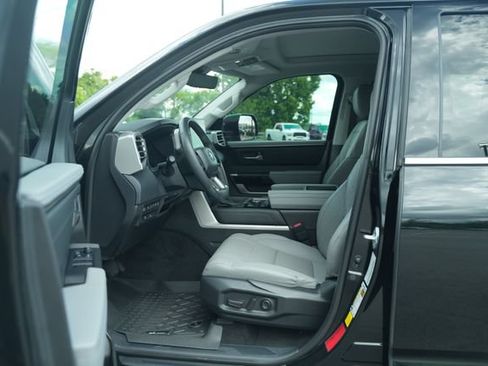 Used 2024 Toyota Tundra Limited w/ Power Package RWD image 14