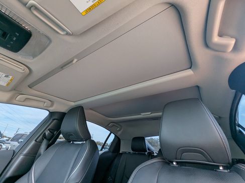Used 2024 Toyota Prius Limited FWD image 20