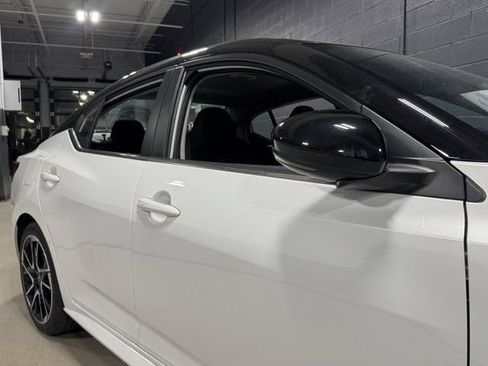 Used 2025 Nissan Sentra SR FWD image 5