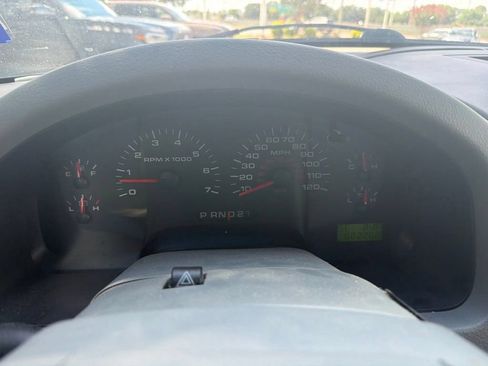 Used 2006 Ford F150 XLT RWD image 14