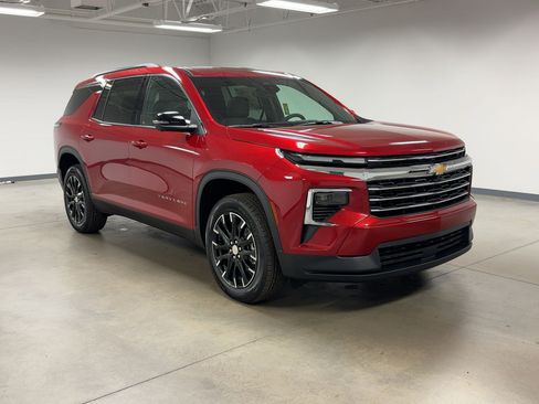 New 2026 Chevrolet Traverse LT w/ Sun and Wheel Package image 6