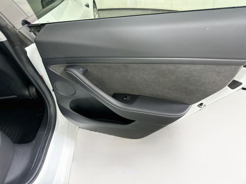 Used 2021 Tesla Model 3 Standard Range Plus RWD image 30