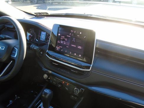 Certified 2022 Jeep Compass Altitude image 14