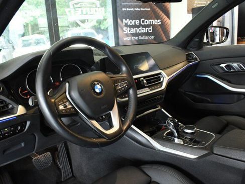 Used 2020 BMW 330i xDrive Sedan w/ Convenience Package AWD/4WD image 23
