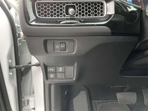 Used 2022 Honda Civic Touring image 21