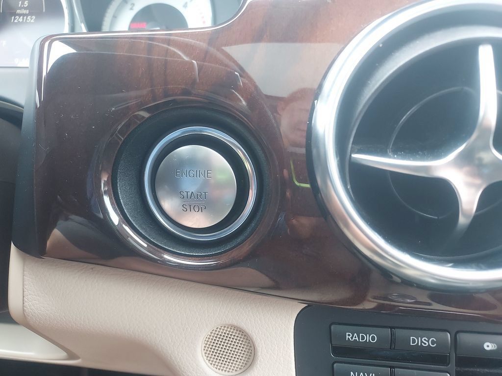 Used 2014 Mercedes-Benz GLK 250 BlueTEC 4MATIC image 17
