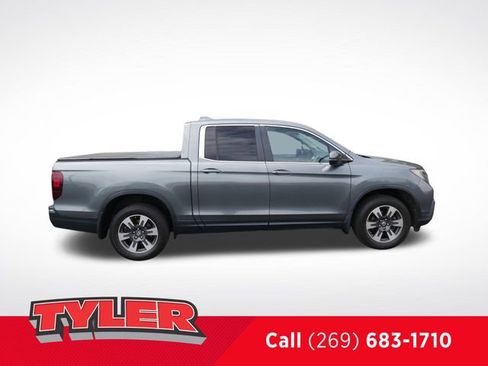 Used 2017 Honda Ridgeline RTL image 9
