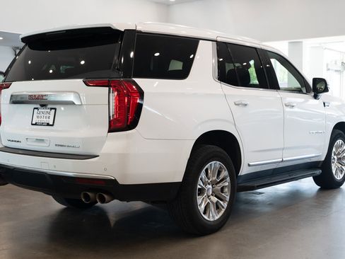 Used 2022 GMC Yukon Denali AWD/4WD image 4