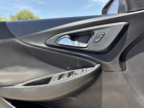 Used 2020 Chevrolet Malibu LT FWD image 19