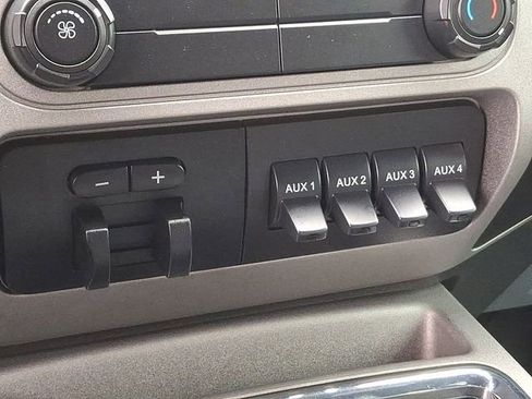 Used 2014 Ford F350 XLT w/ XLT Premium Package image 25