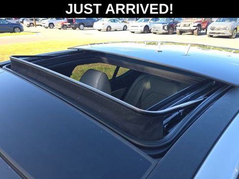 Used 2023 Genesis G70 3.3T w/ Sport Prestige Package RWD image 5