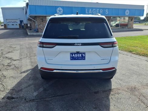 Used 2023 Jeep Grand Cherokee Laredo image 19