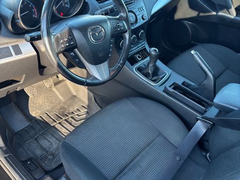 Used 2013 MAZDA MAZDA3 i Touring image 18