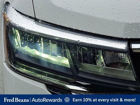 Certified 2023 Volkswagen Taos S AWD/4WD image 13