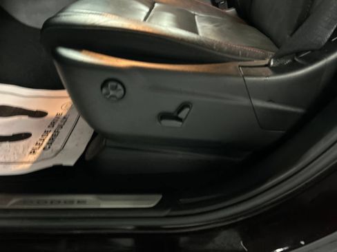 Used 2024 Dodge Durango R/T w/ Tow 'N Go Package AWD/4WD image 13