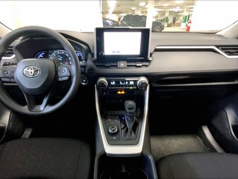 Used 2025 Toyota RAV4 XLE image 15