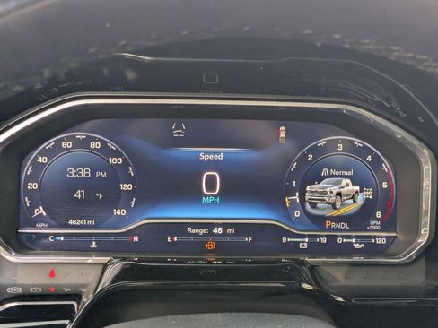 Used 2024 Chevrolet Silverado 3500 LTZ w/ LTZ Convenience Package image 18