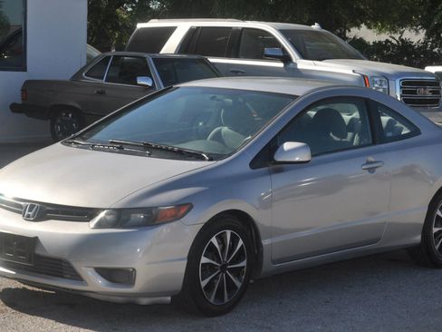 Used 2008 Honda Civic LX image 4