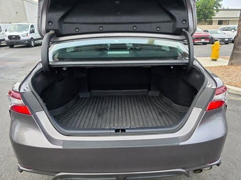 Used 2024 Toyota Camry SE image 12