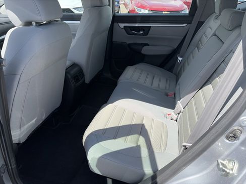 Used 2017 Honda CR-V LX image 18