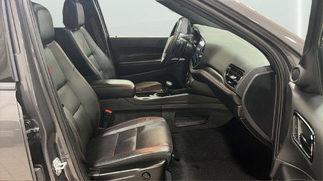 Used 2025 Dodge Durango GT AWD/4WD image 13