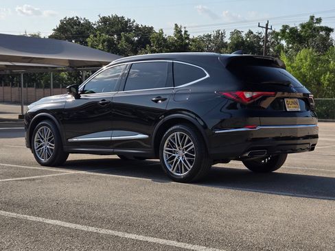 Used 2023 Acura MDX SH-AWD w/ Advance Package image 6