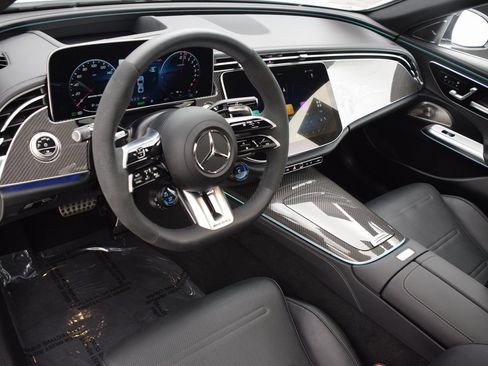 Used 2025 Mercedes-Benz E 53 AMG e 4MATIC Sedan image 20