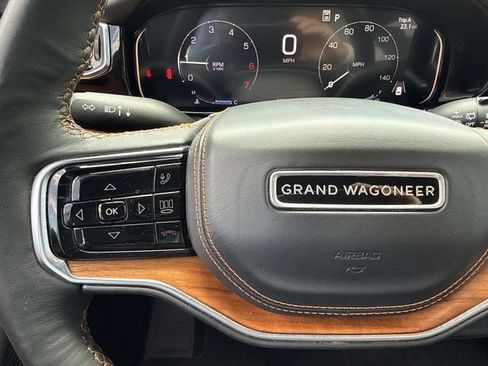 Used 2023 Jeep Grand Wagoneer Series III AWD/4WD image 17