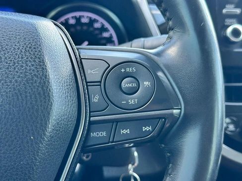 Used 2023 Toyota Camry SE image 17