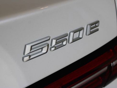 New 2026 BMW 550e xDrive AWD/4WD image 33