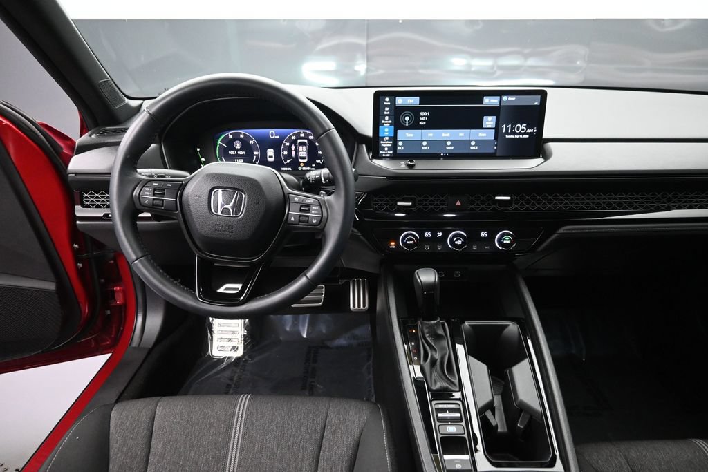 Used 2023 Honda Accord Sport image 11