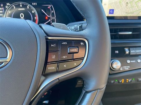 Certified 2024 Lexus ES 350 Ultra Luxury image 19