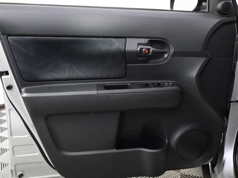 Used 2012 Scion xB image 22