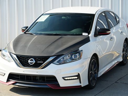 Used 2019 Nissan Sentra NISMO image 42