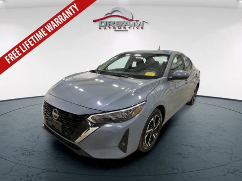 Used 2024 Nissan Sentra SV FWD image 3