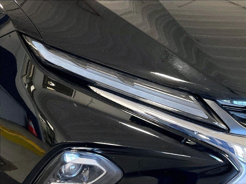 Used 2025 Chevrolet Blazer LT AWD/4WD image 32