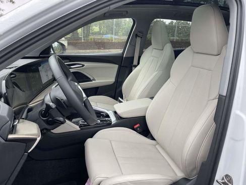 Used 2025 Audi Q5 Prestige AWD/4WD image 18