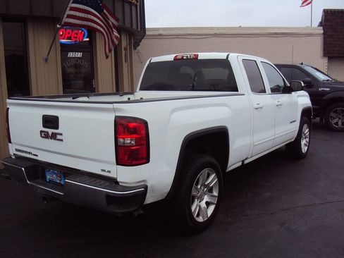 Used 2019 GMC Sierra 1500 SLE w/ SLE Value Package image 6