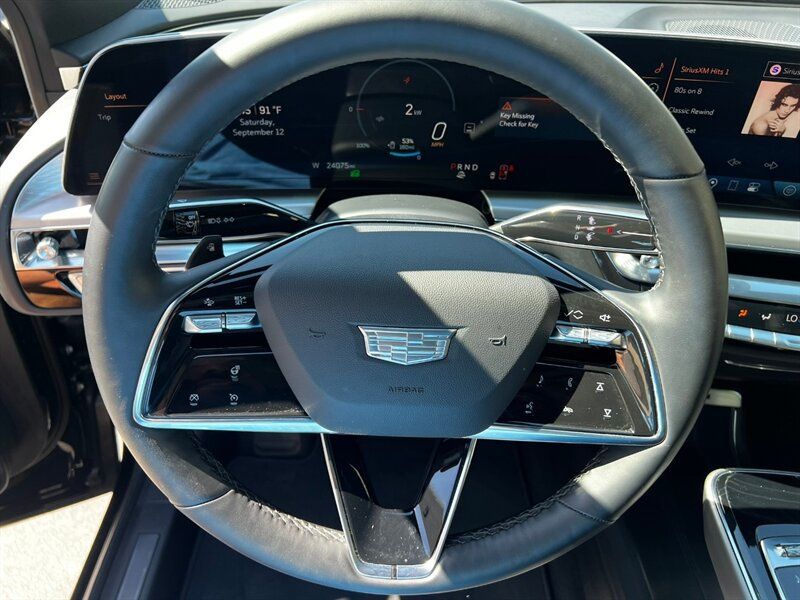 Used 2024 Cadillac Lyriq Sport AWD/4WD image 33