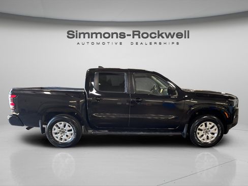 Used 2023 Nissan Frontier SV w/ SV Convenience Package AWD/4WD image 6