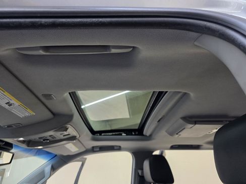 Used 2015 Chevrolet Tahoe LTZ RWD image 41