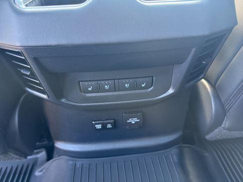 Used 2023 Toyota Tundra Platinum AWD/4WD image 14